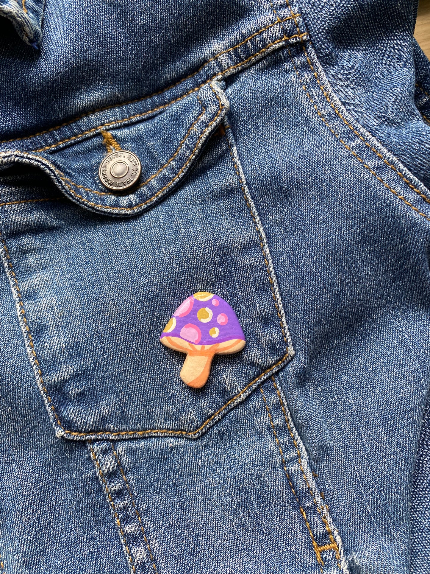 ‘Toadstool’ Handmade Clay Pin